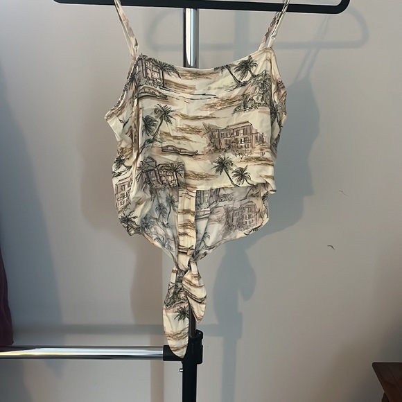 Tank top - neutral colors - Picture 2 of 2